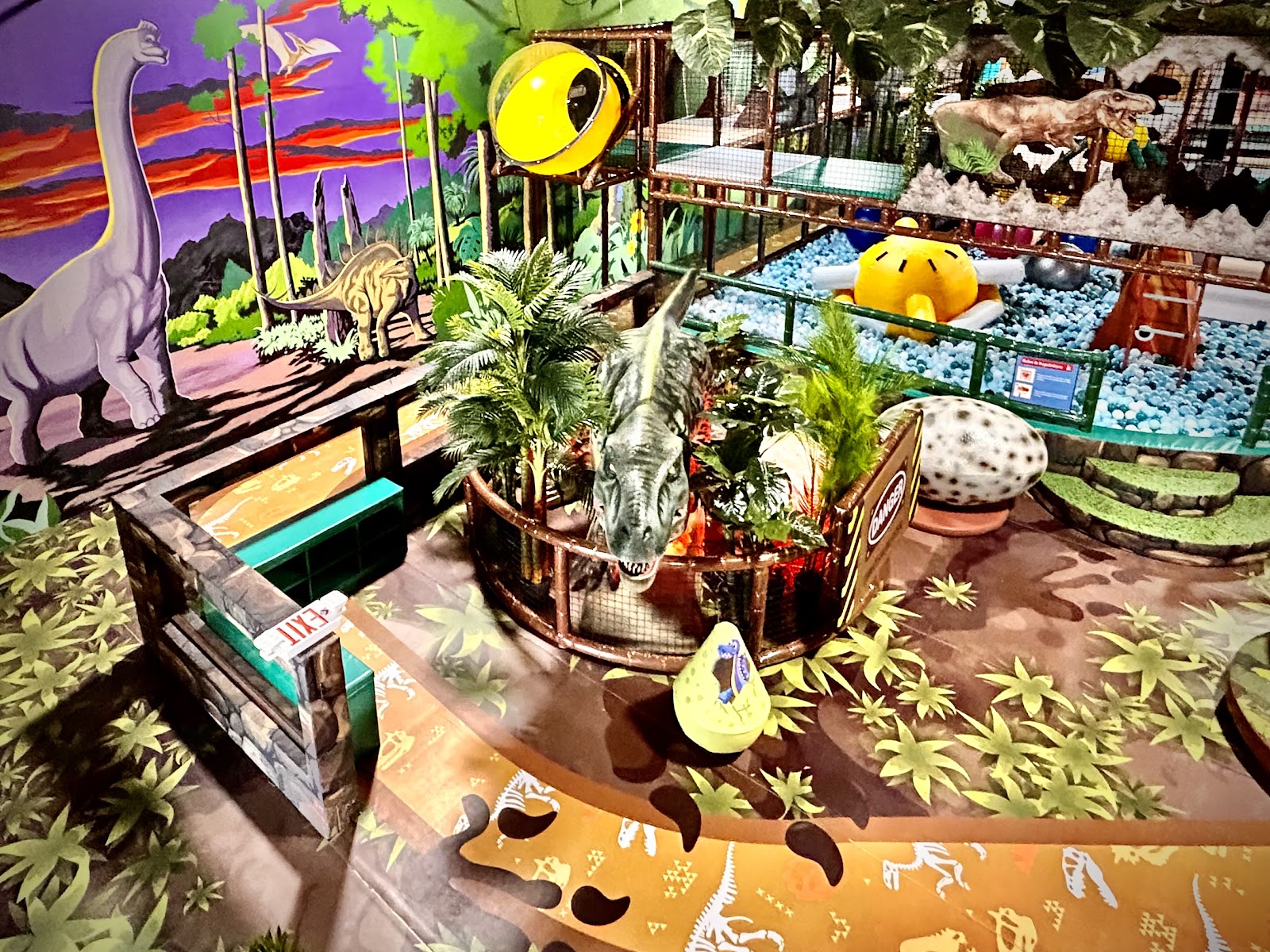 Lost Worlds Dinotopia