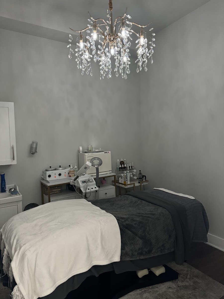 Love Face Body Spa