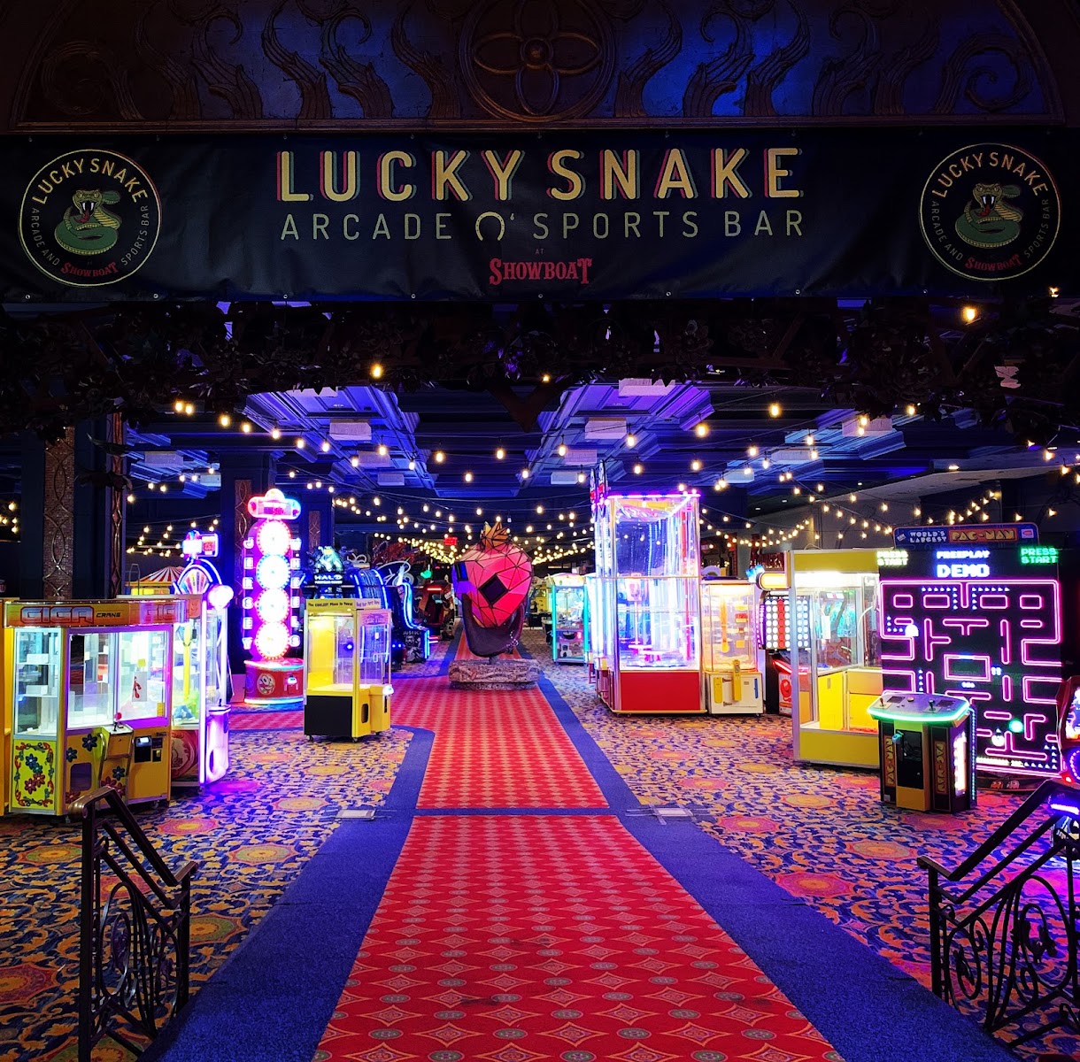 Lucky Snake Arcade & Sports Bar at Showboat