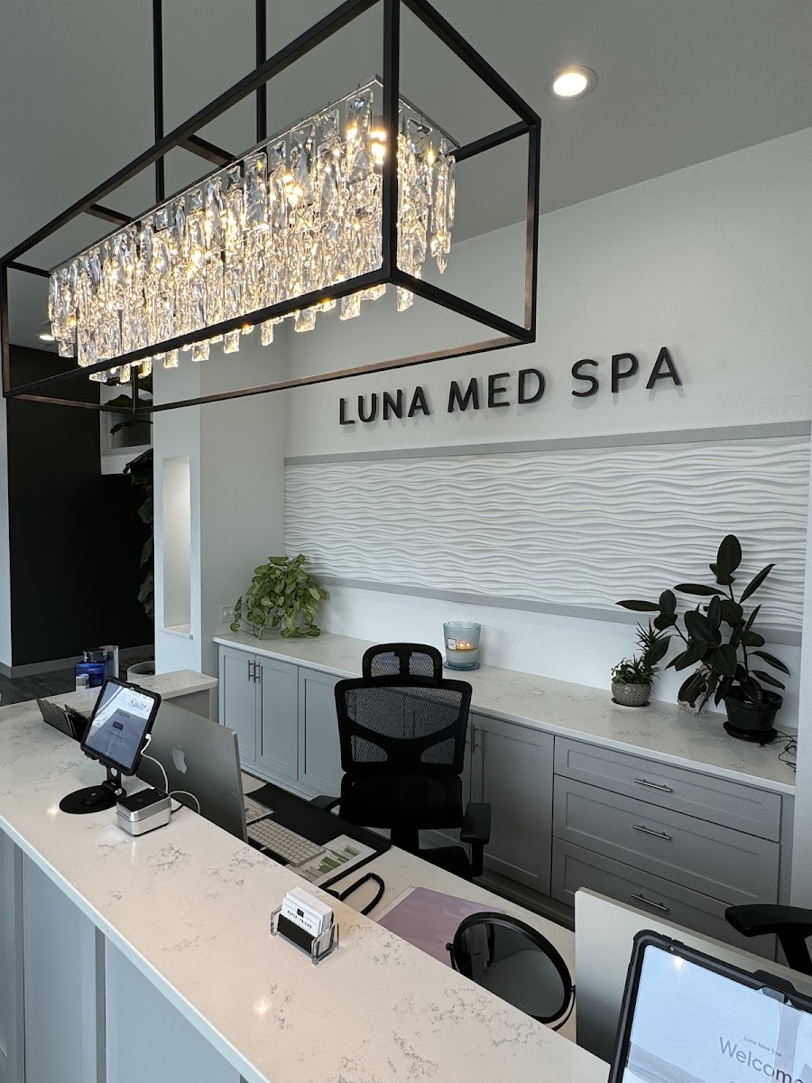 Luna Med Spa