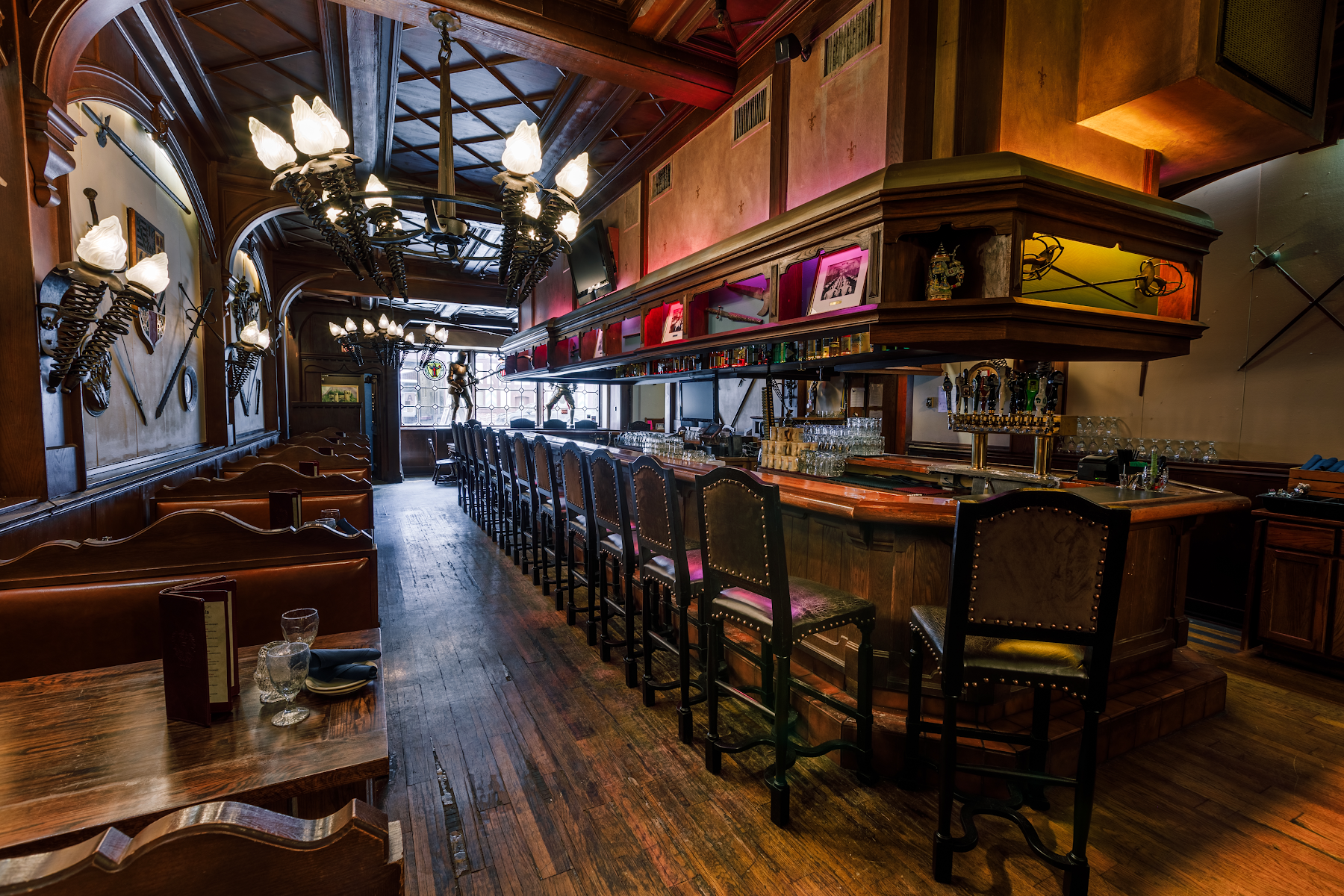 Mader's Restaurant