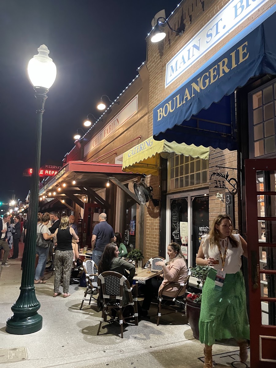 Main Street Bistro & Bakery