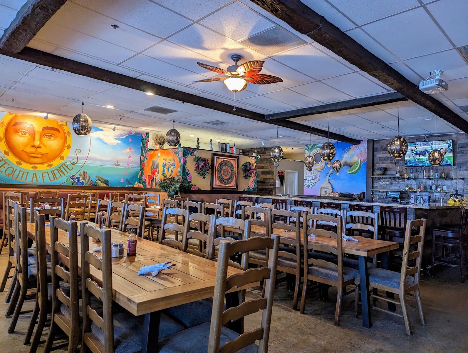 Mainstream Bar & Grill