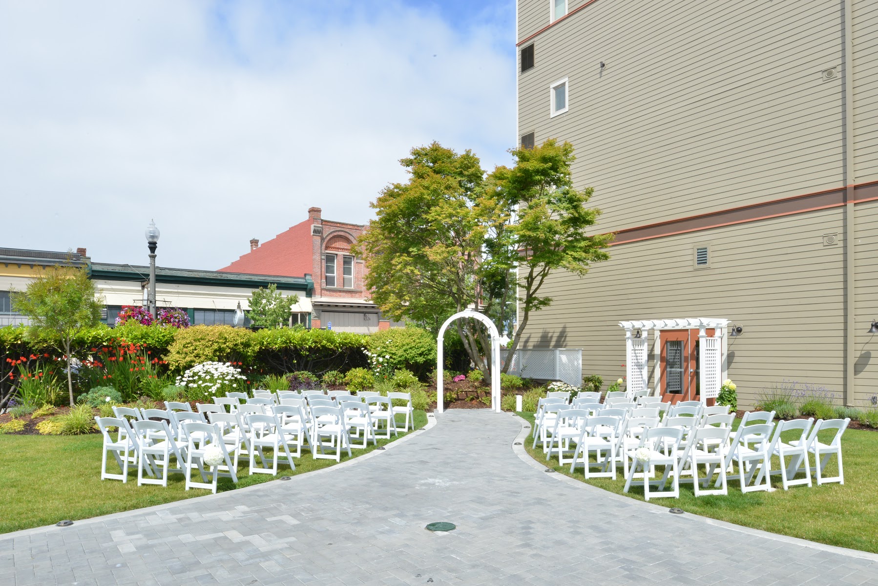 Majestic Inn & Spa
