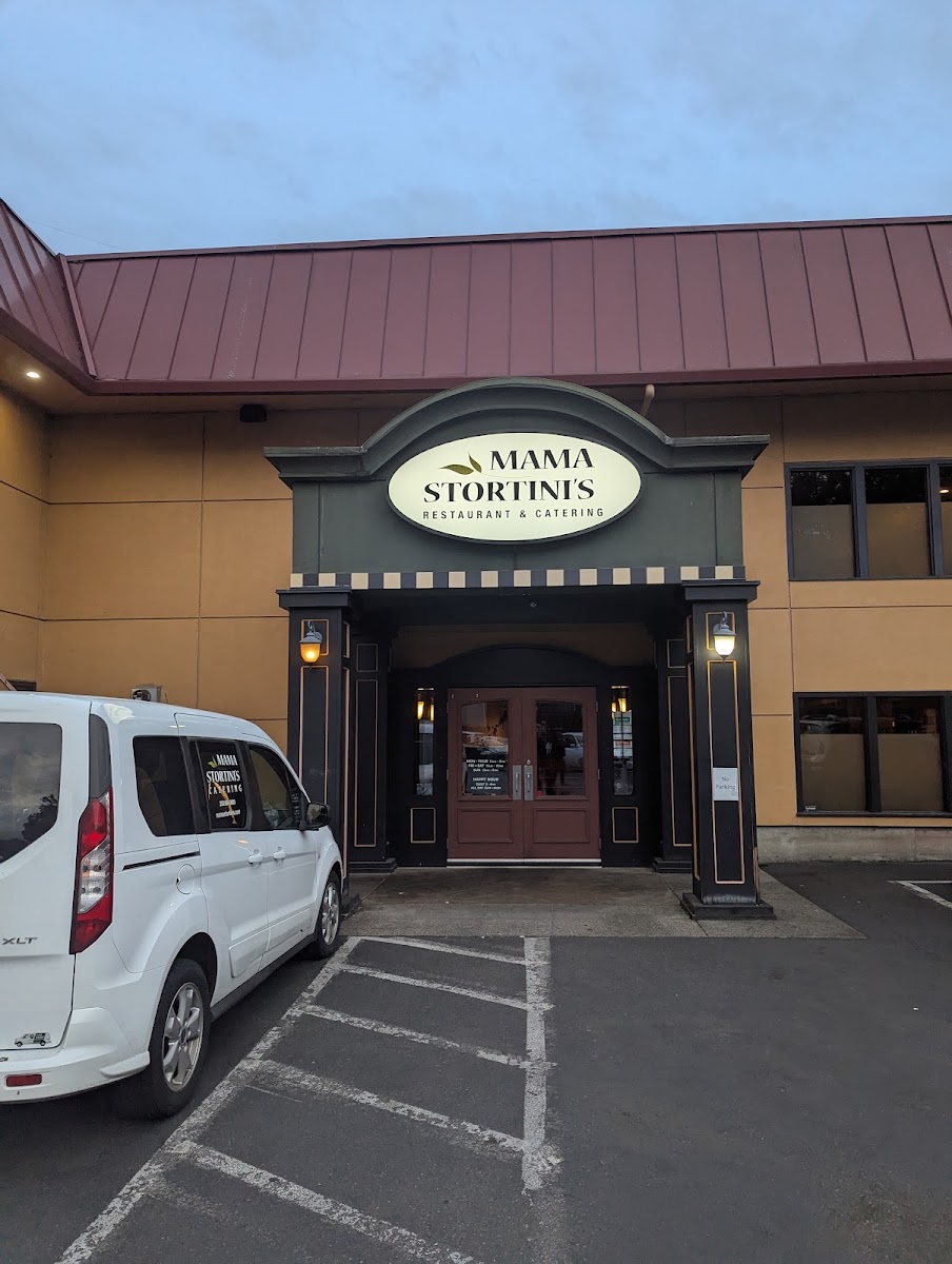 Mama Stortini's Restaurant & Bar