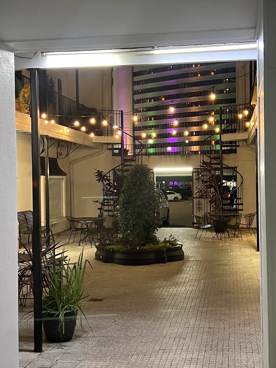 Mary Mahoney's | Old French House