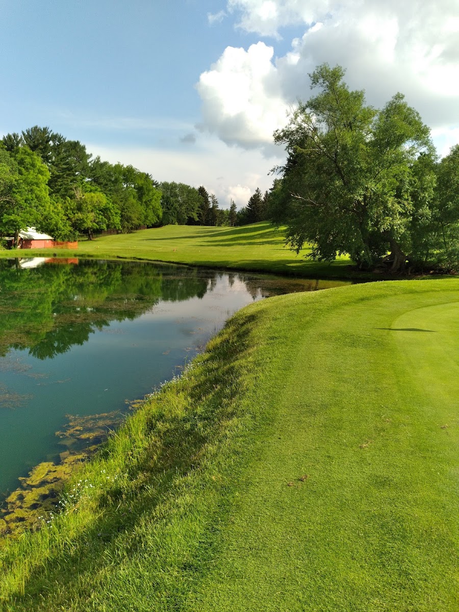 Meadowlake Club