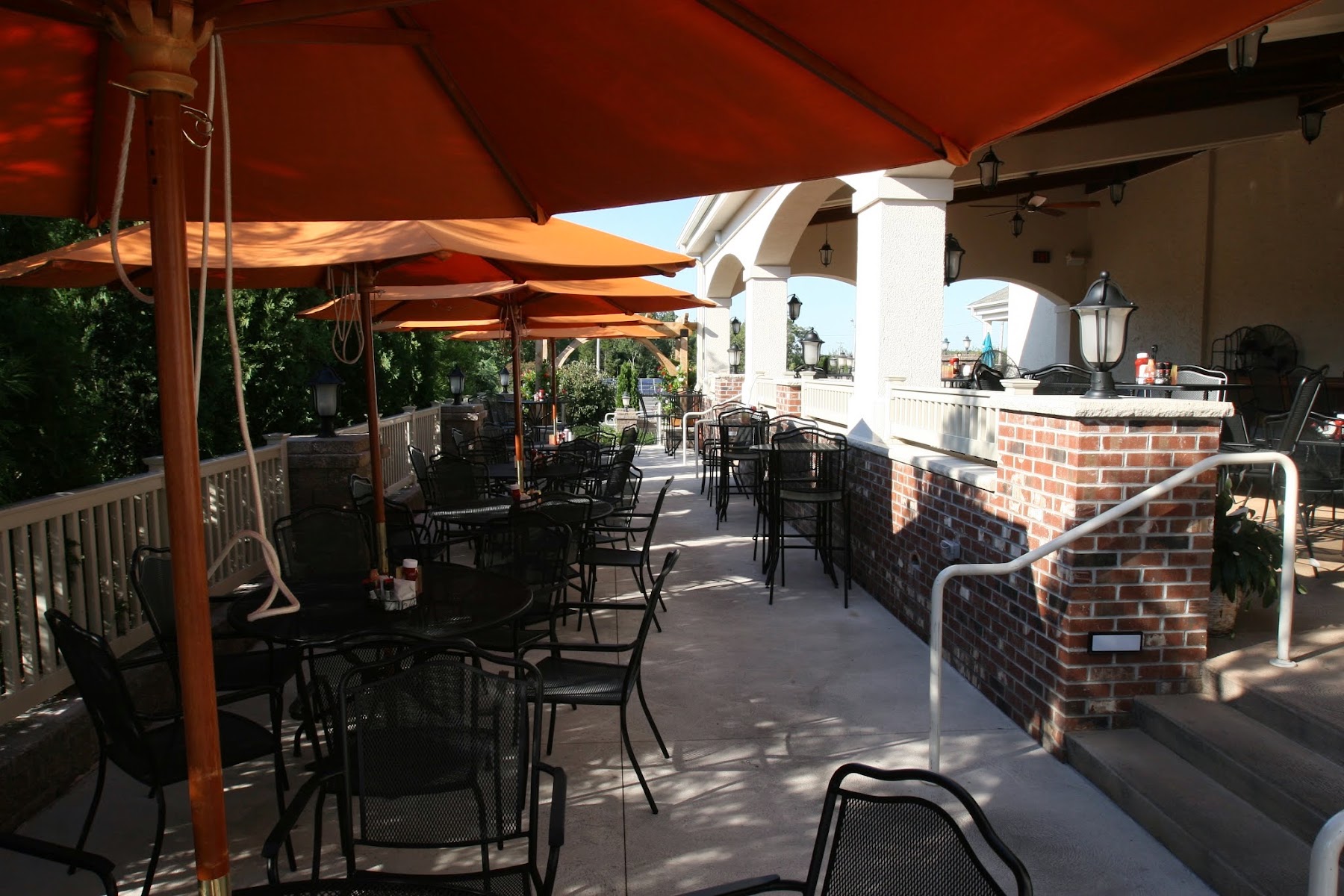 Merighi's Savoy Inn