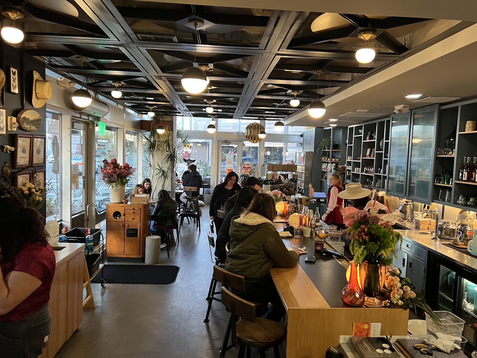 MillCross Coffee / La Sabina Wine Bar