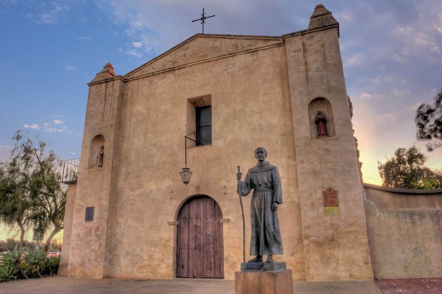 Mission San Gabriel Arcángel
