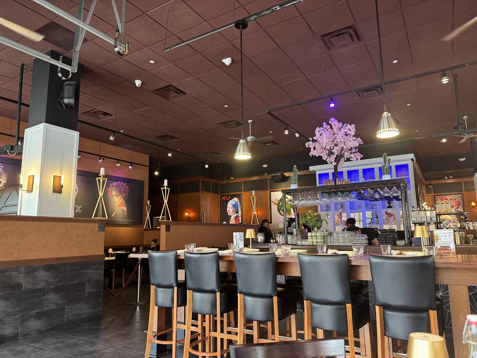 Mode X Modern Kitchen and Bar