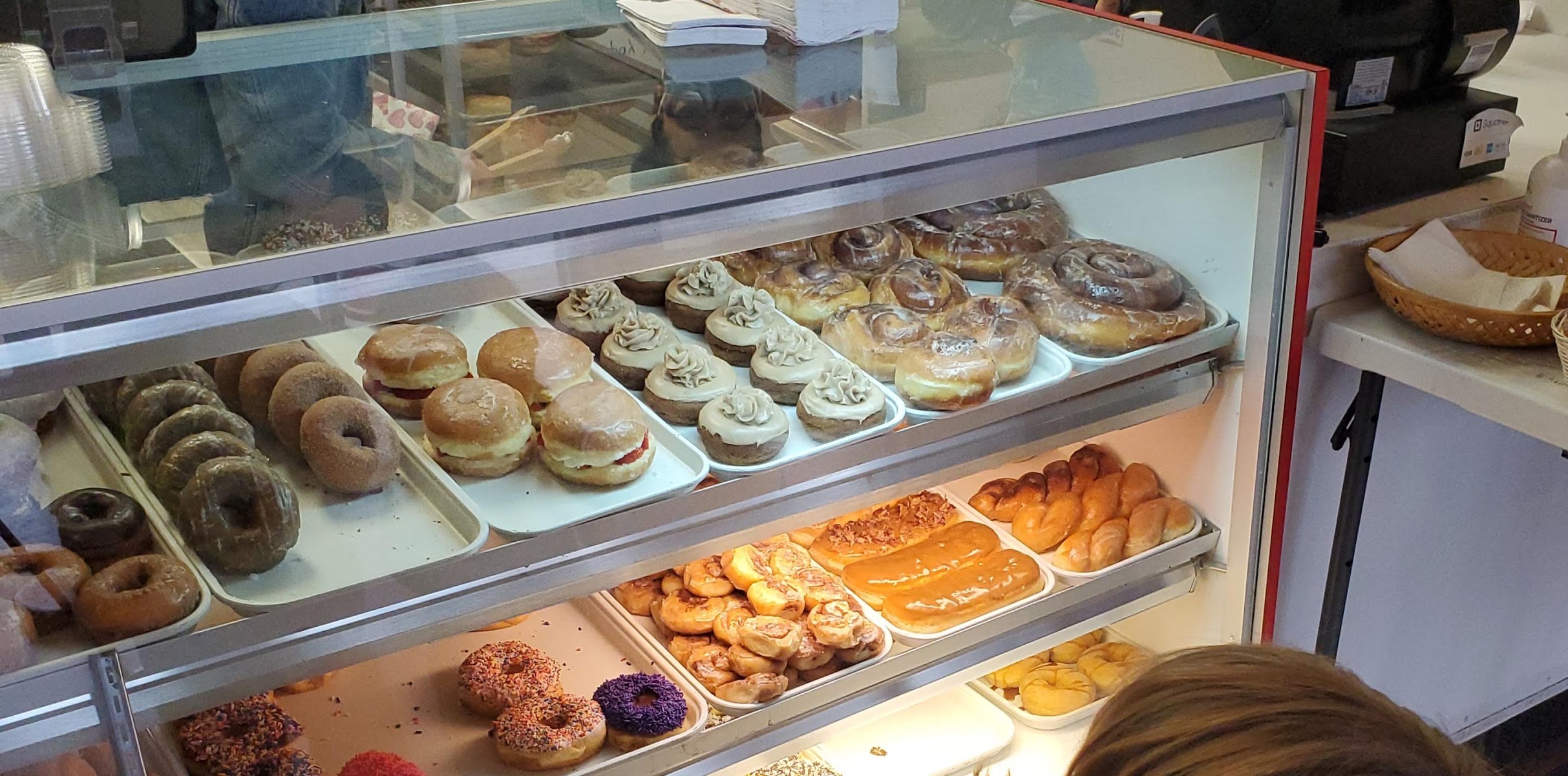 Momo's Donuts