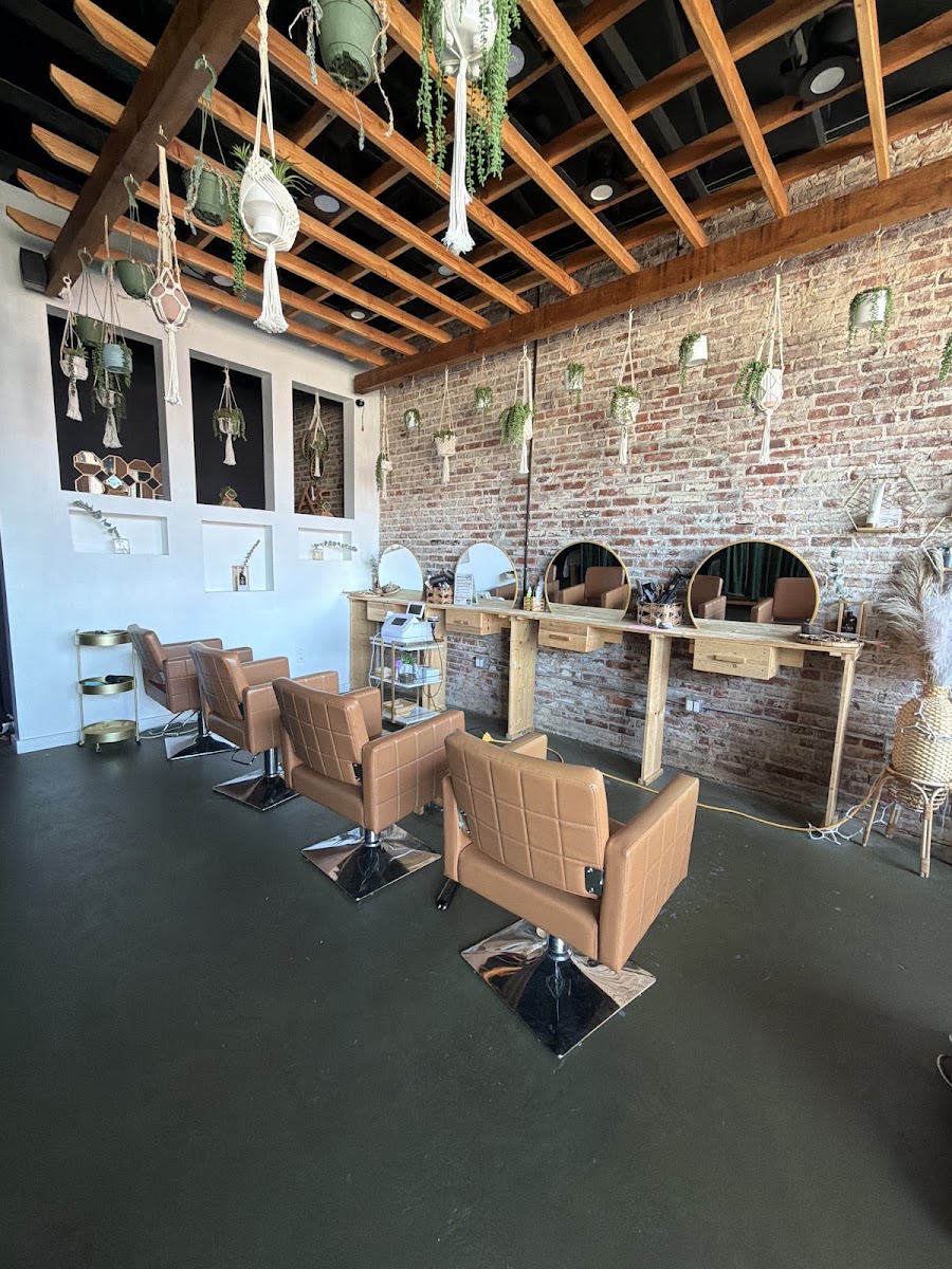 Mon Amie Head Spa in Tulsa