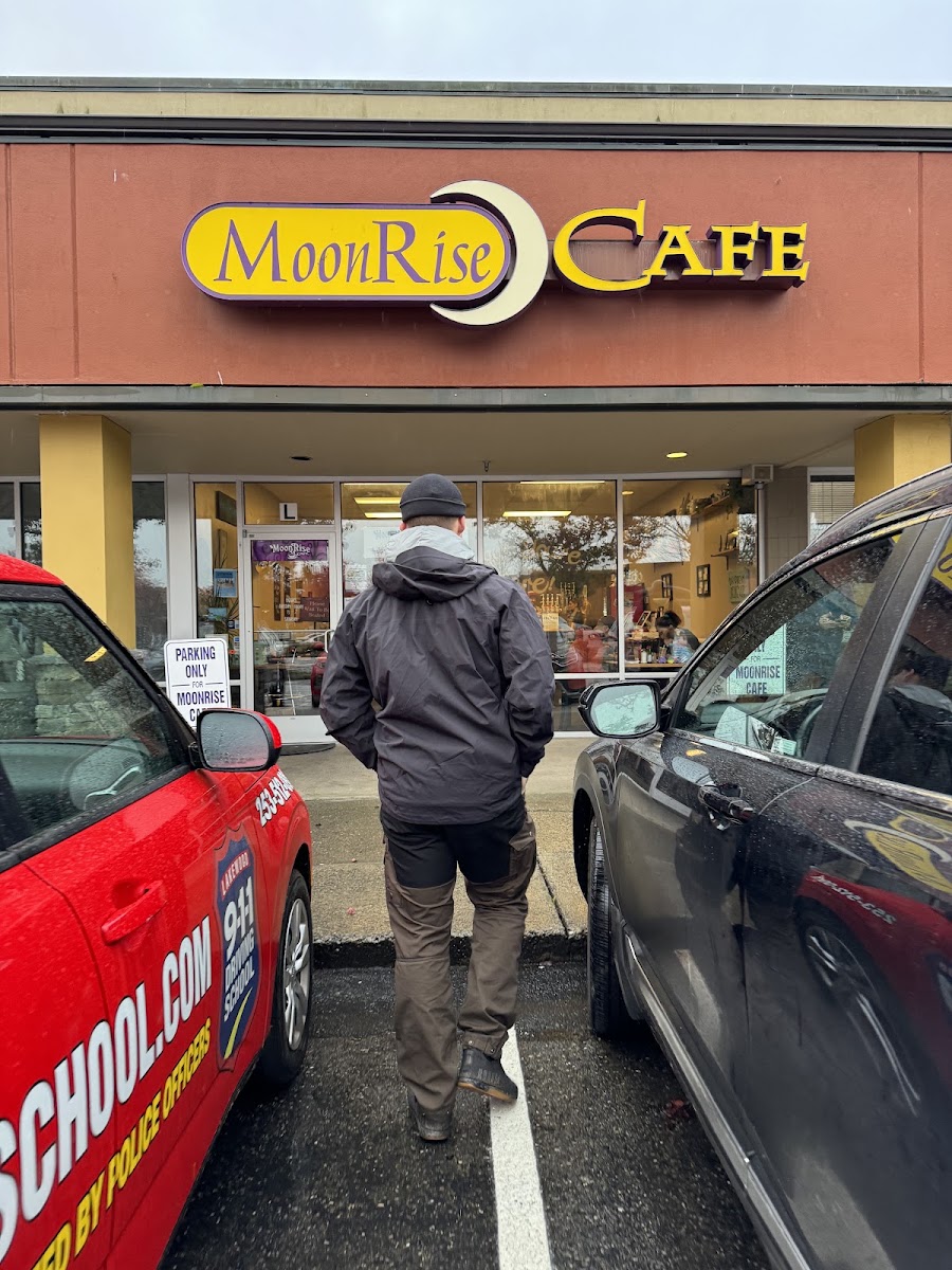 Moon Rise Cafe