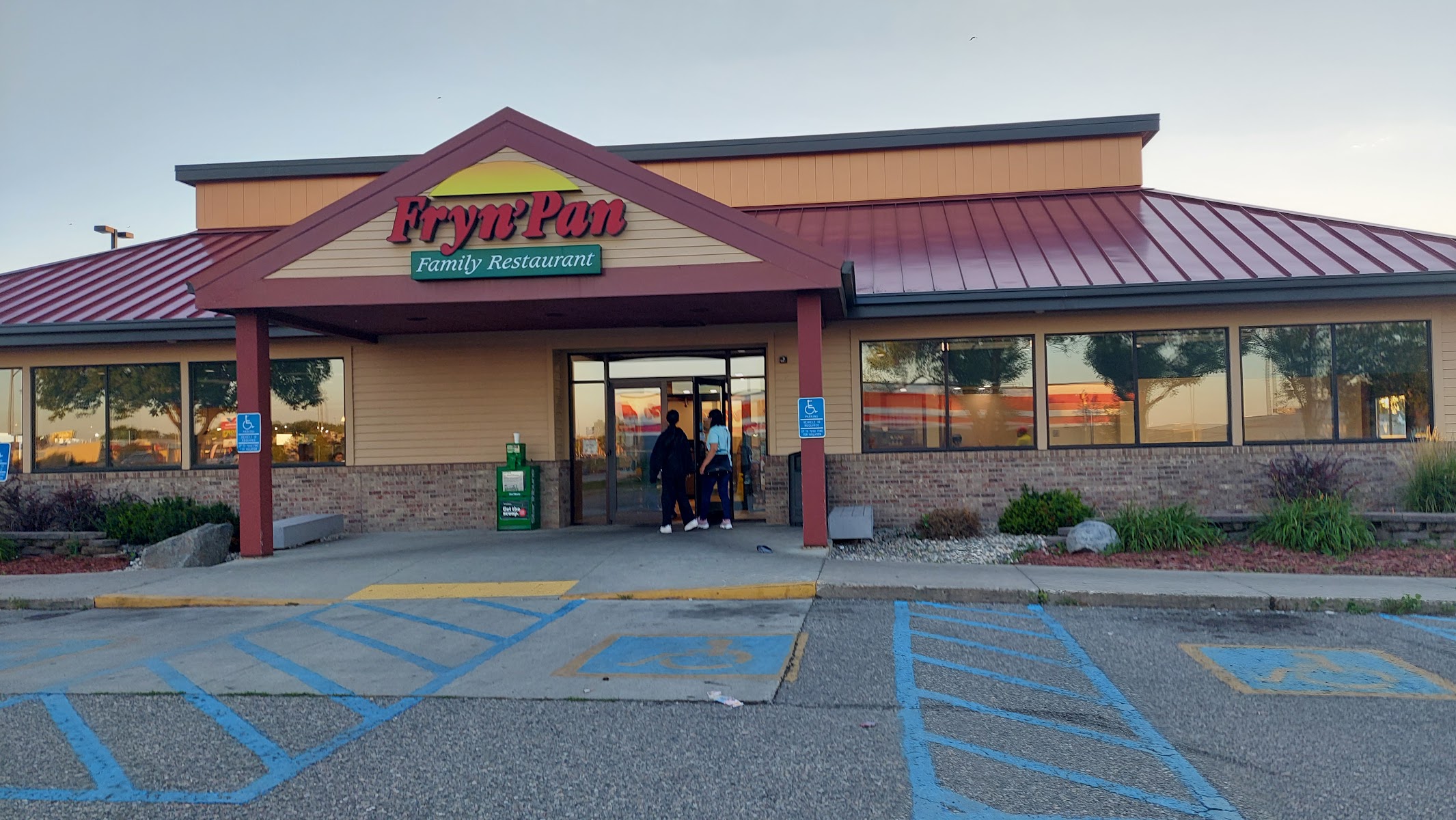 Moorhead Fryn' Pan Family Restaurant