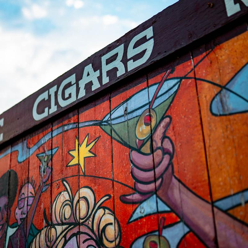 Mort’s Martini and Cigar Bar
