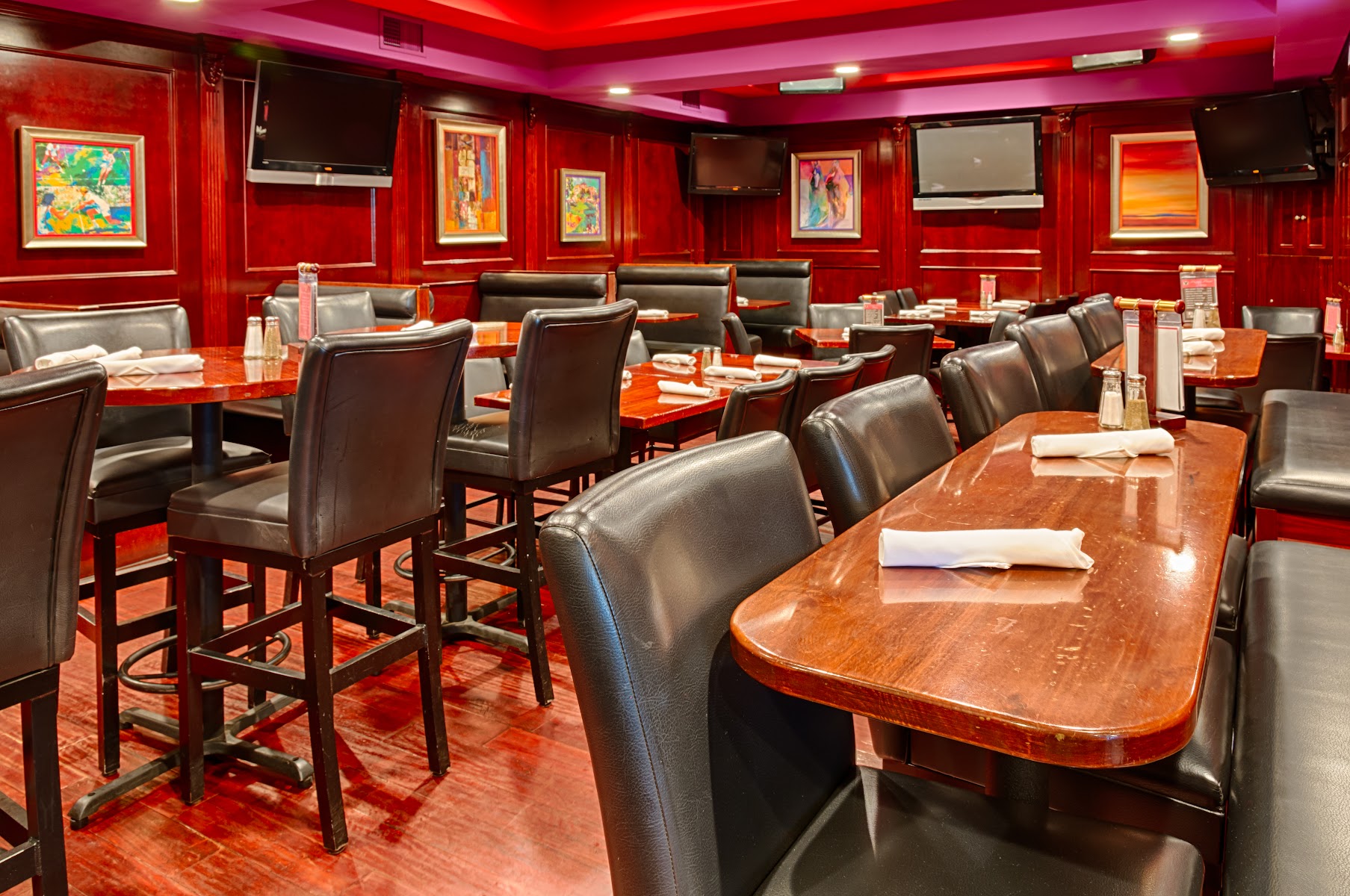 Mr. V's Bar and Grill