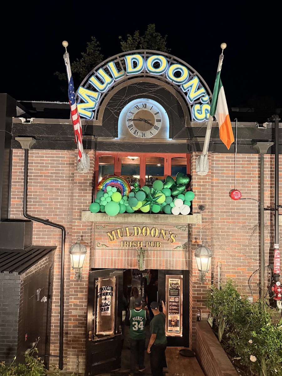 Muldoon's Irish Pub
