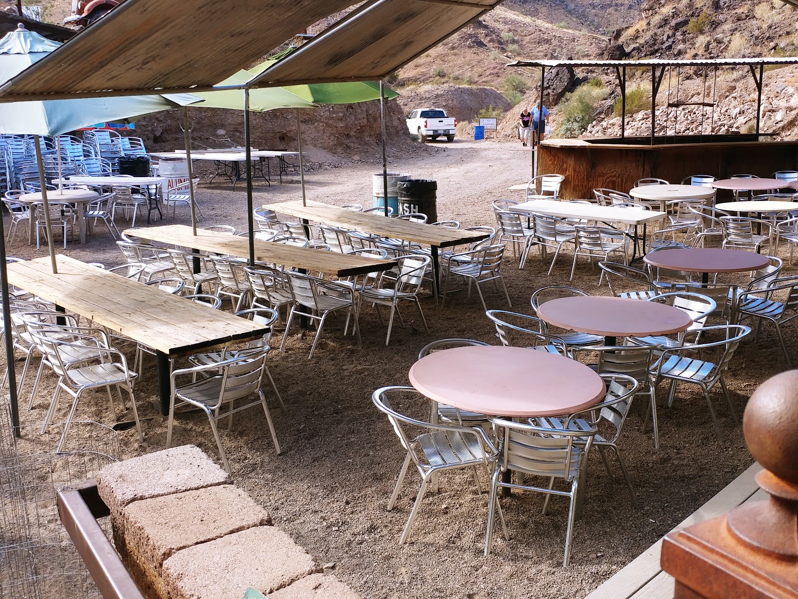 Nellie E Saloon -The Desert Bar