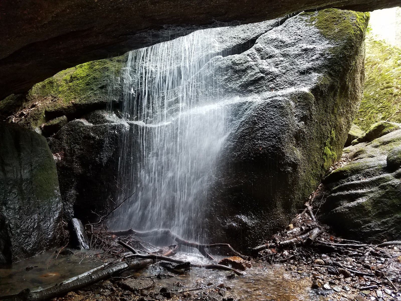 Nelson-Kennedy Ledges State Park