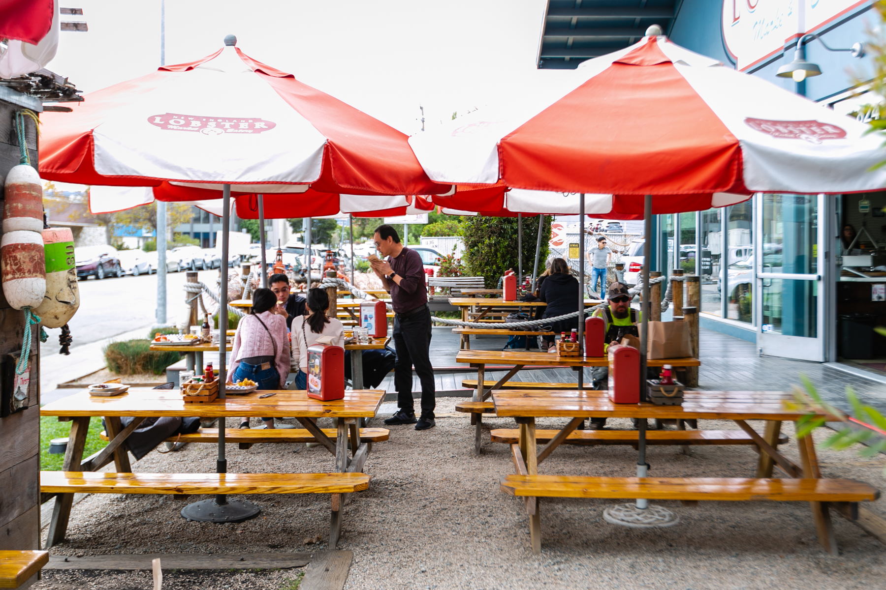 New England Lobster Market & Eatery
