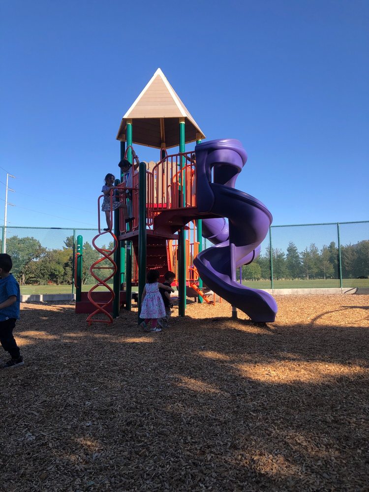 Newhall Community Park
