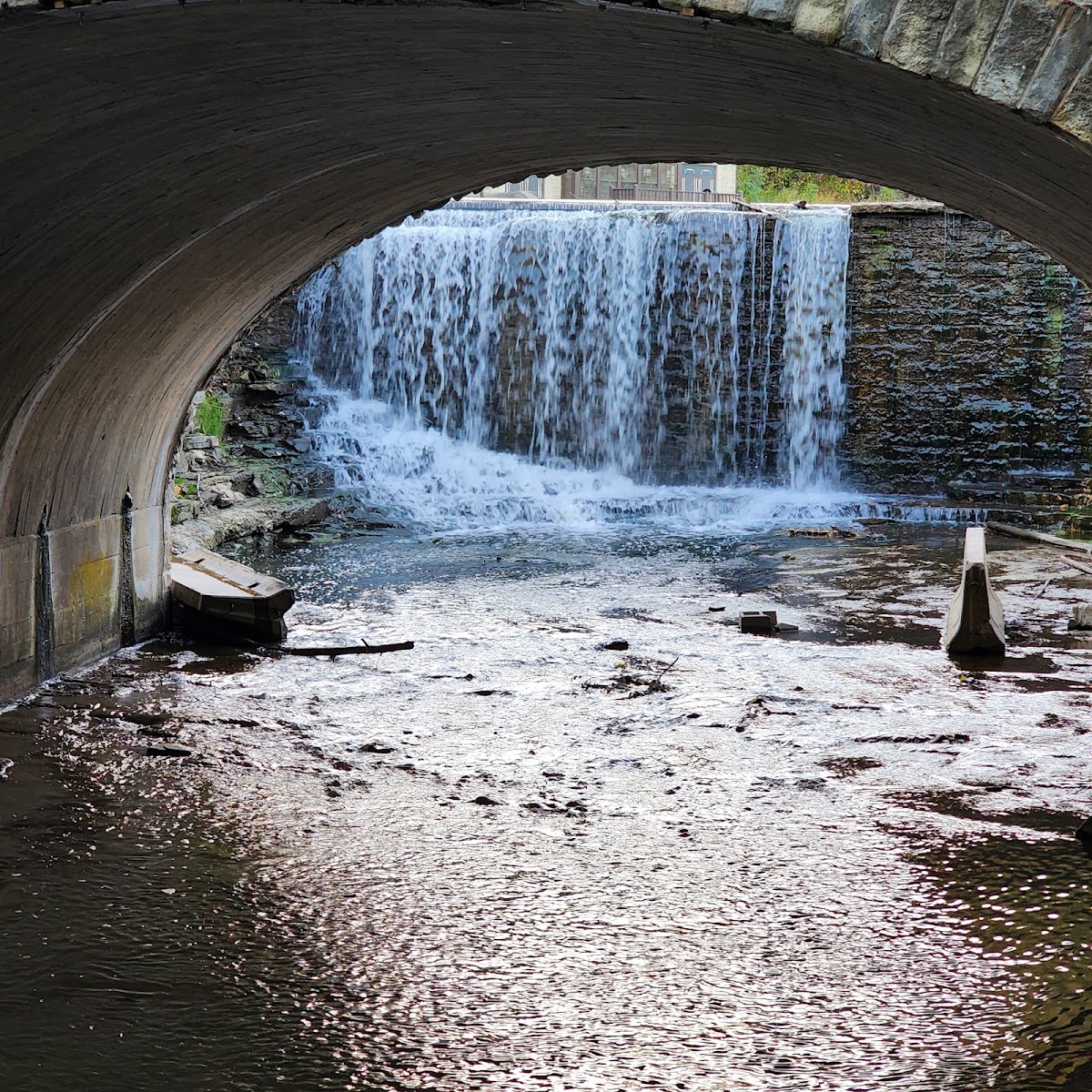 Oak Creek Parkway