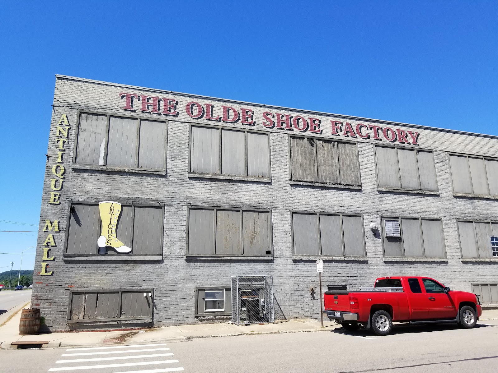 Olde Shoe Factory Antique Mall