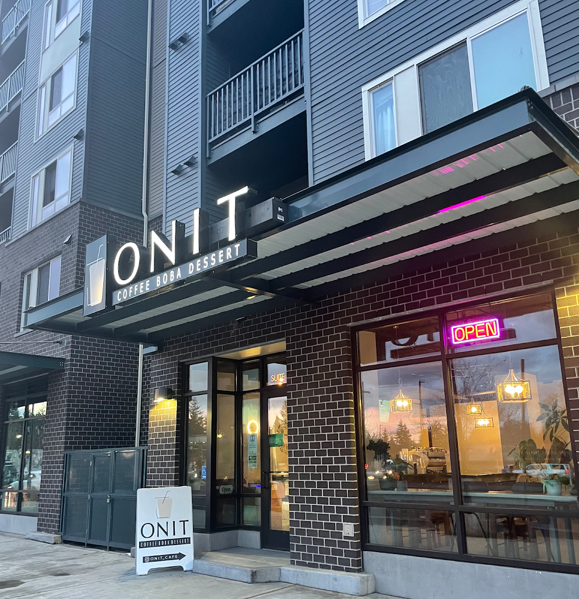 Onit Cafe