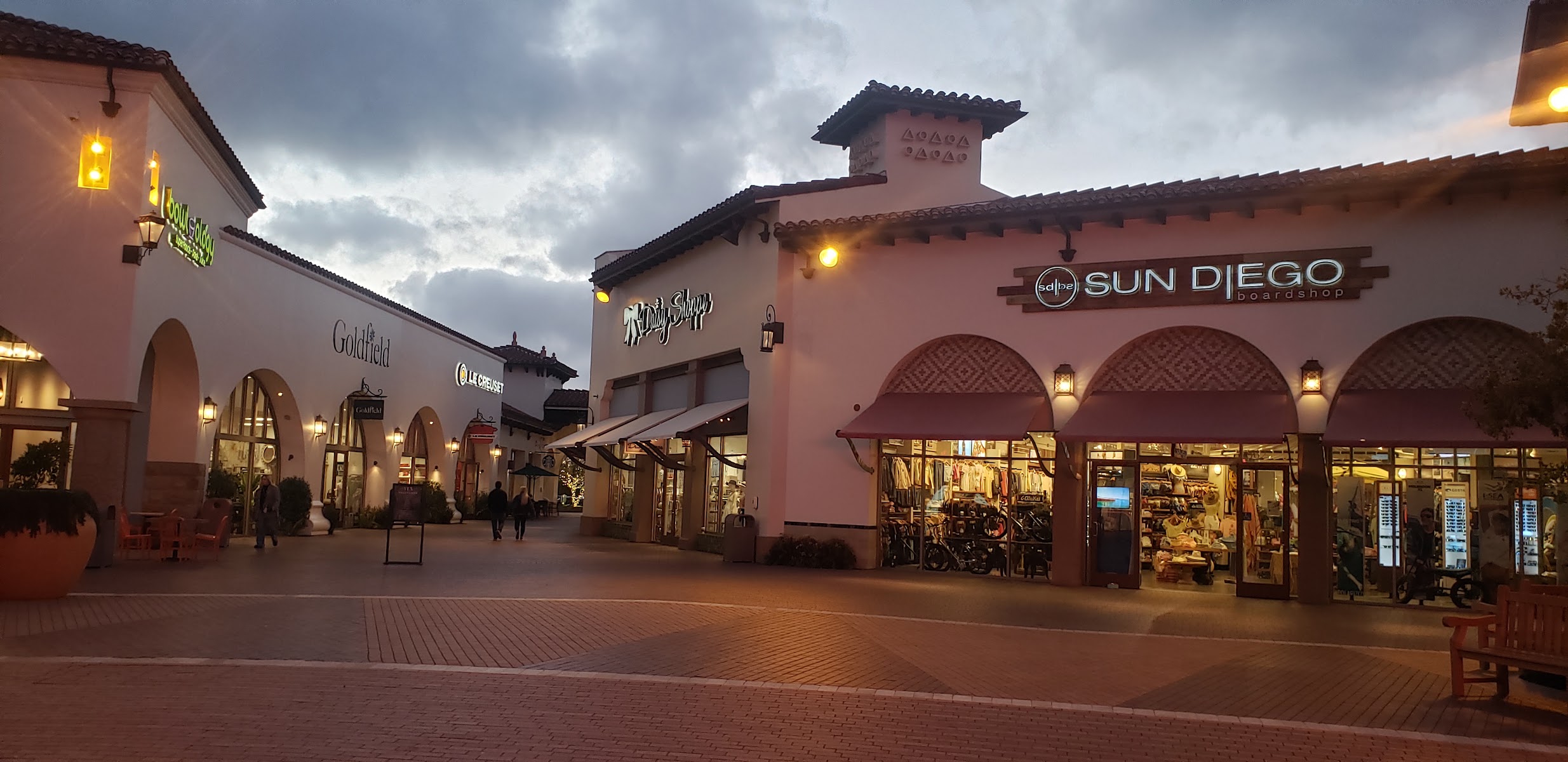 Outlets at San Clemente