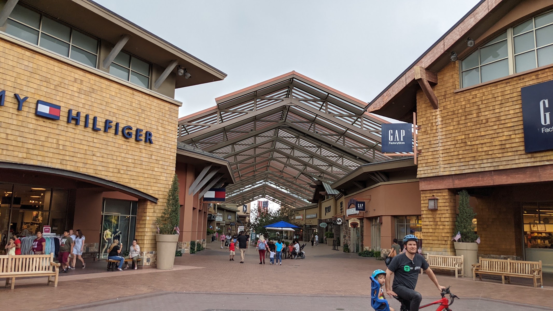 Outlets at Traverse Mountain