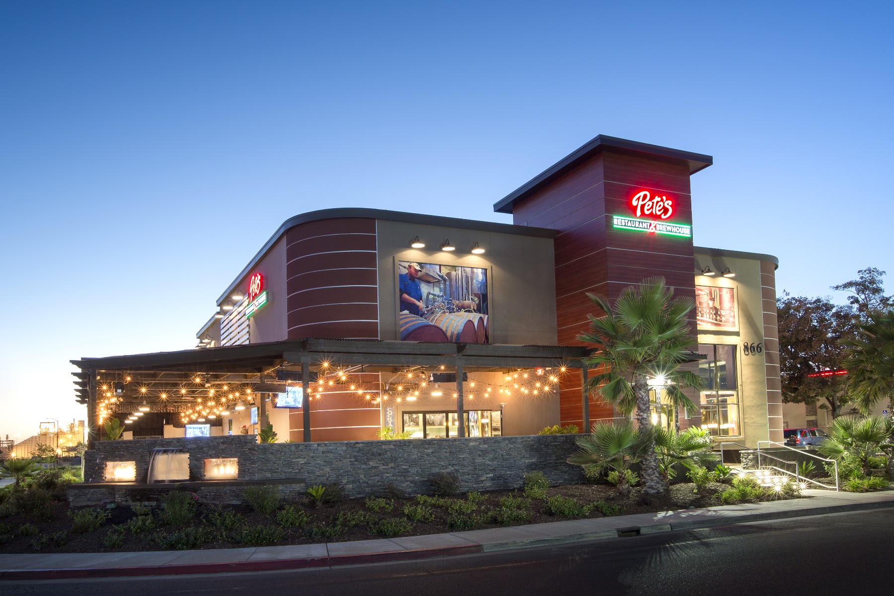 Pete's Restaurant and Brewhouse
