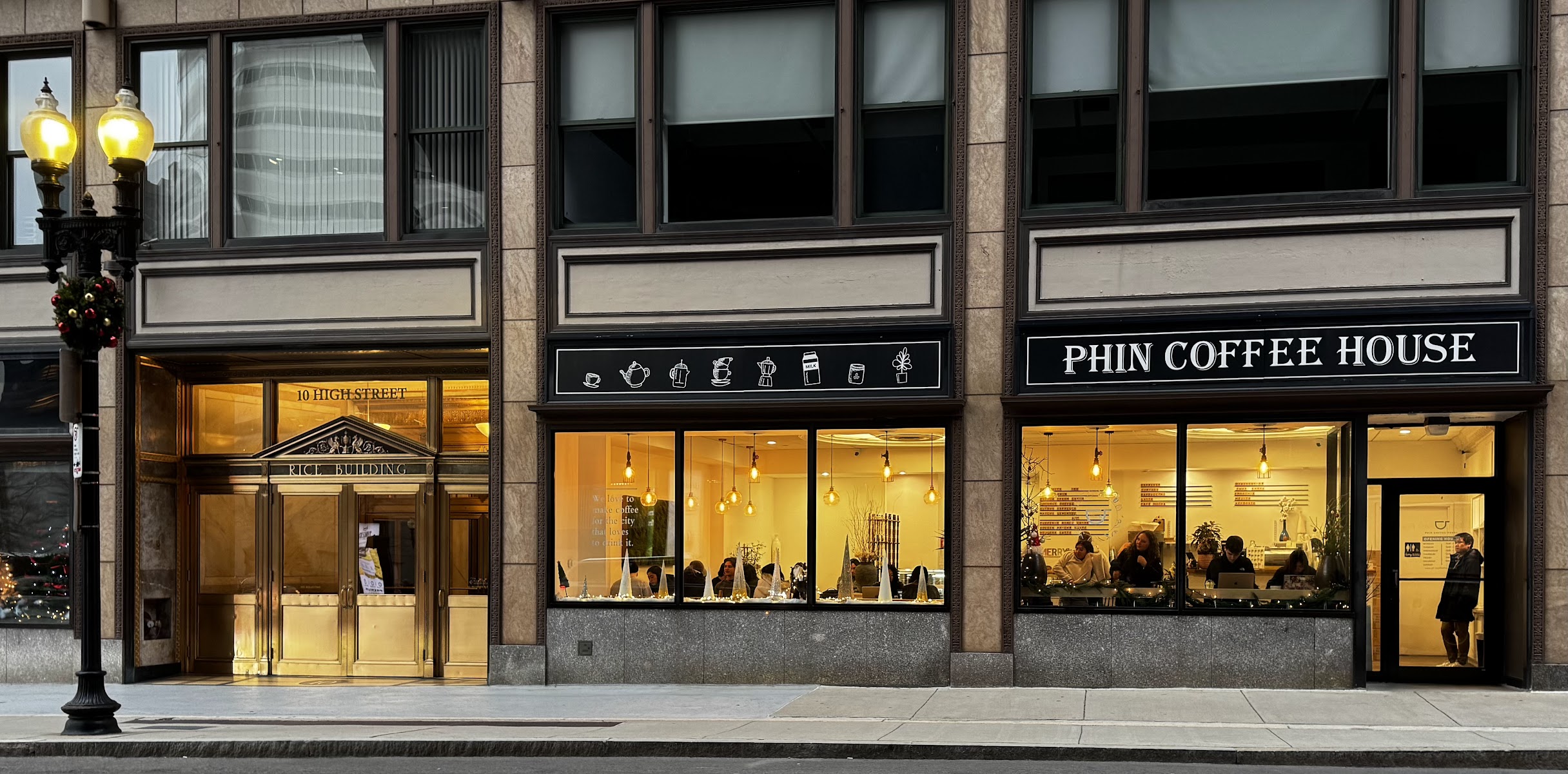 PHIN COFFEE HOUSE - Financial District