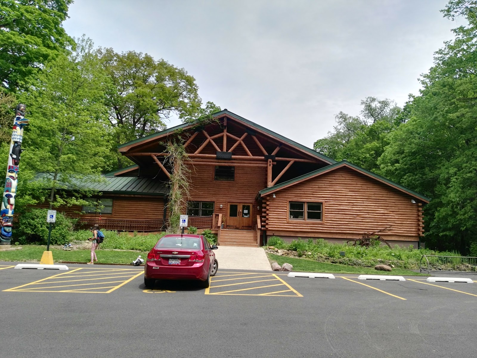 Pilcher Park Nature Center