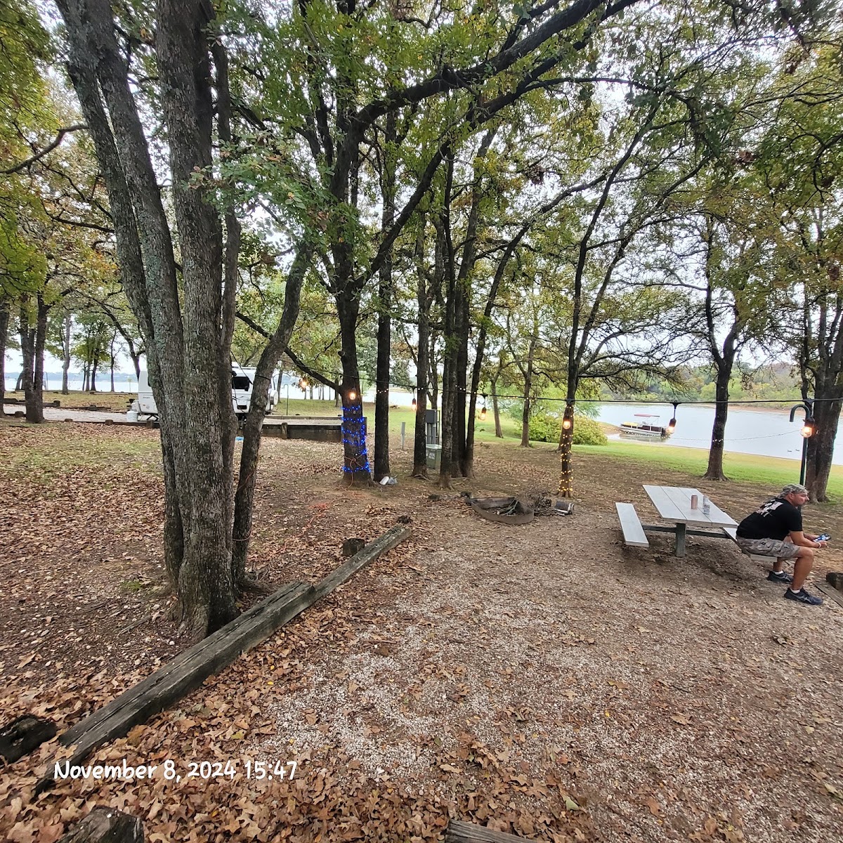 Pilot Knoll Park Campground and Day Use Area