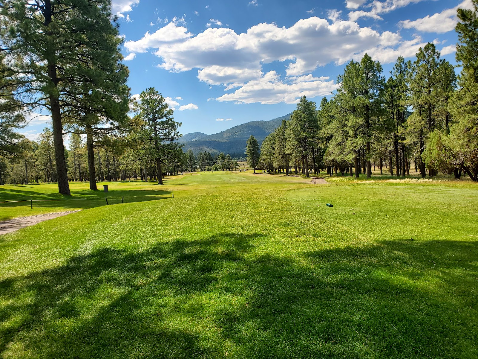 Pinewood Country Club