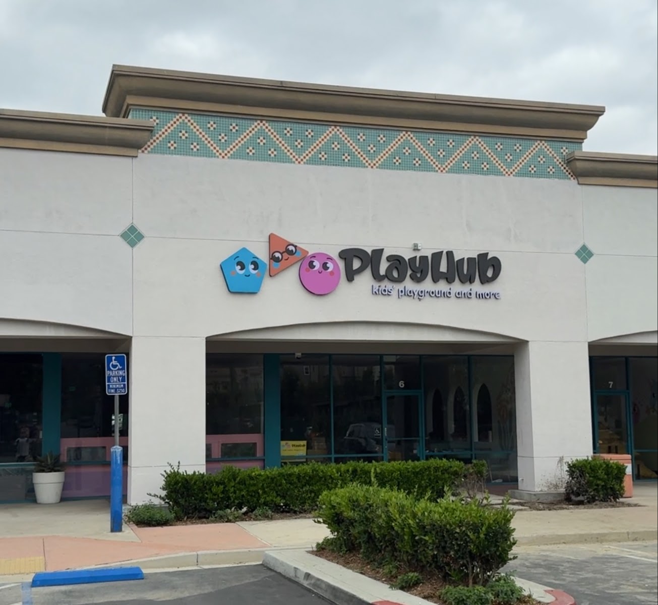 PlayHub