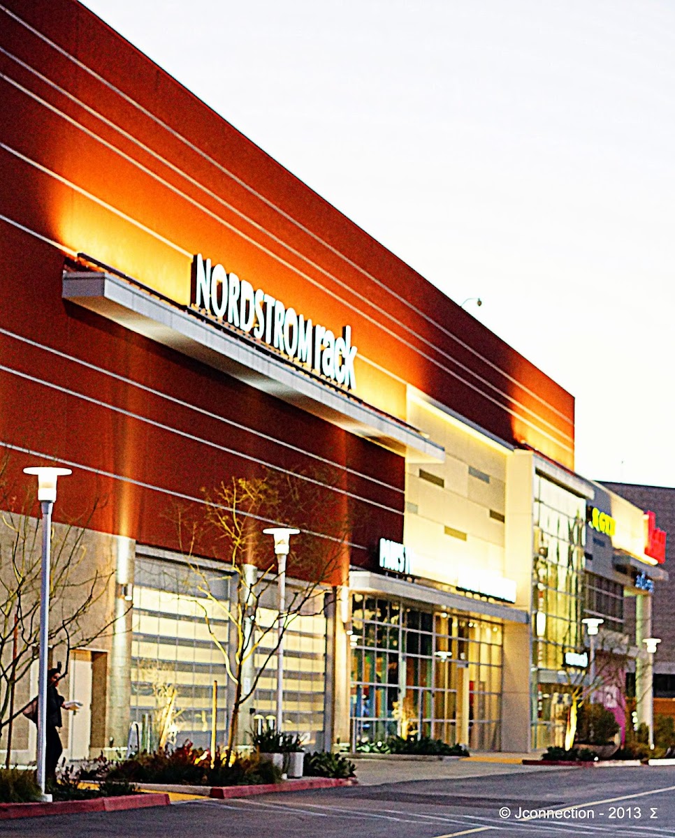 Plaza West Covina