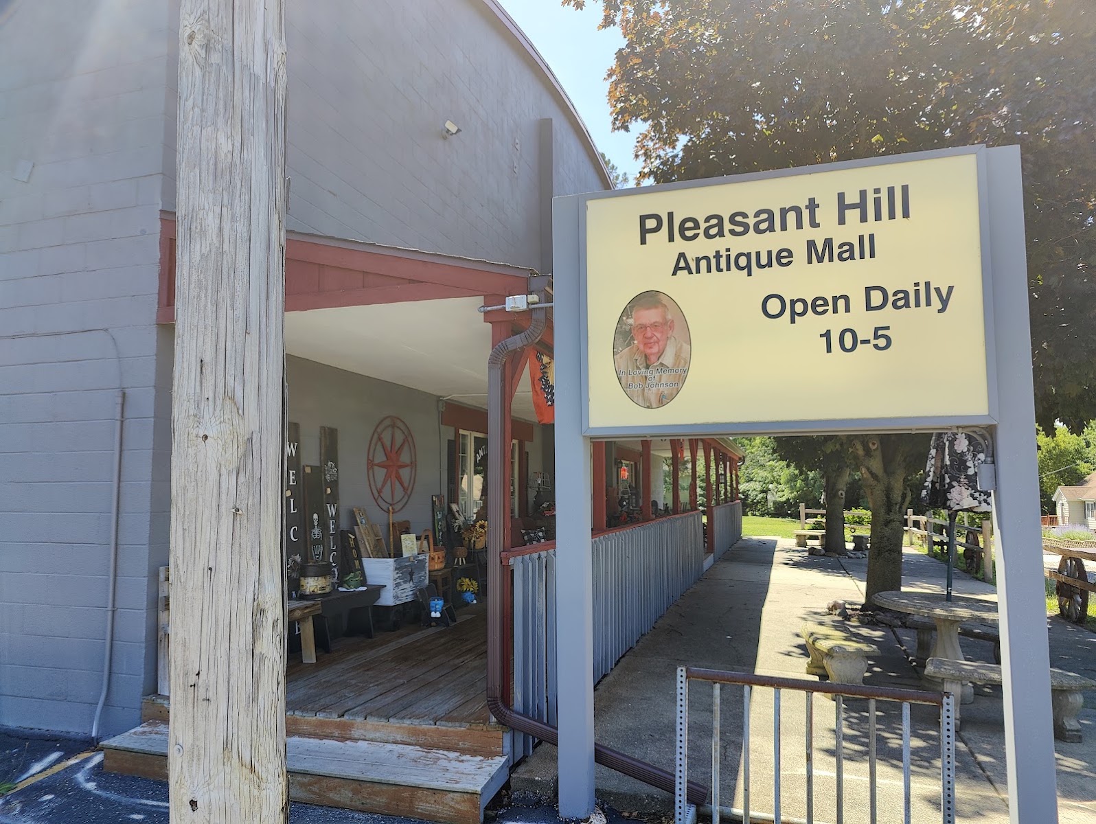 Pleasant Hill Antique Mall