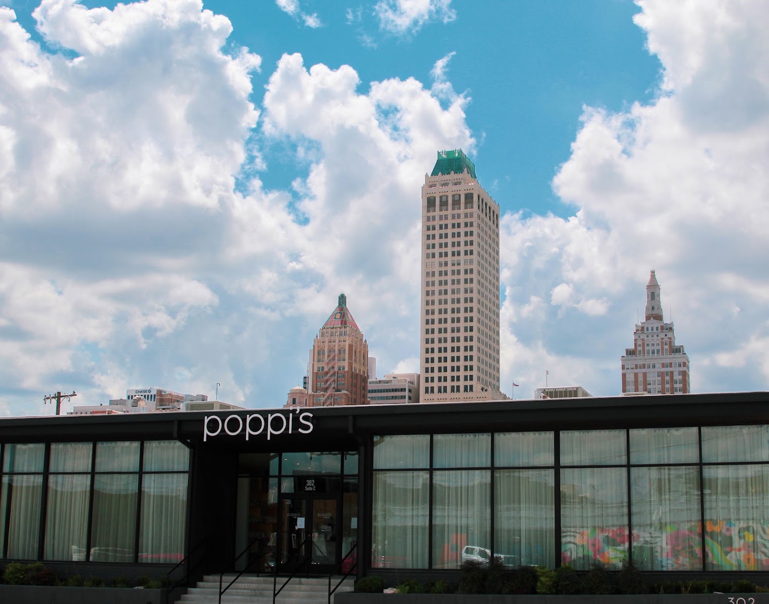 Poppi’s Spa+Lounge