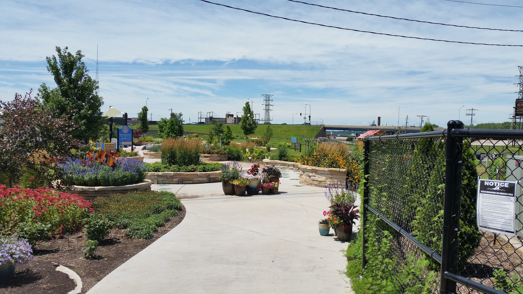 Quad City Botanical Center