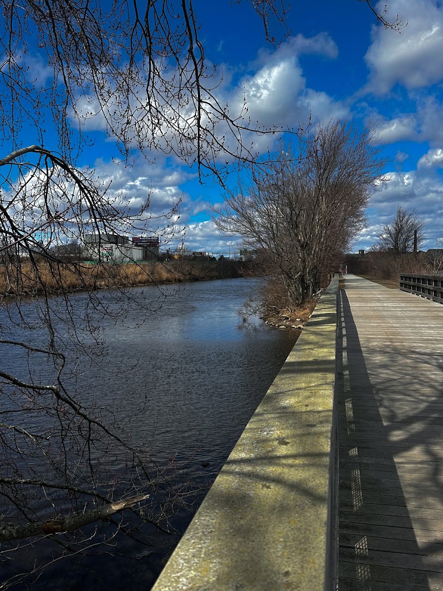 Quequechan River Rail Trail