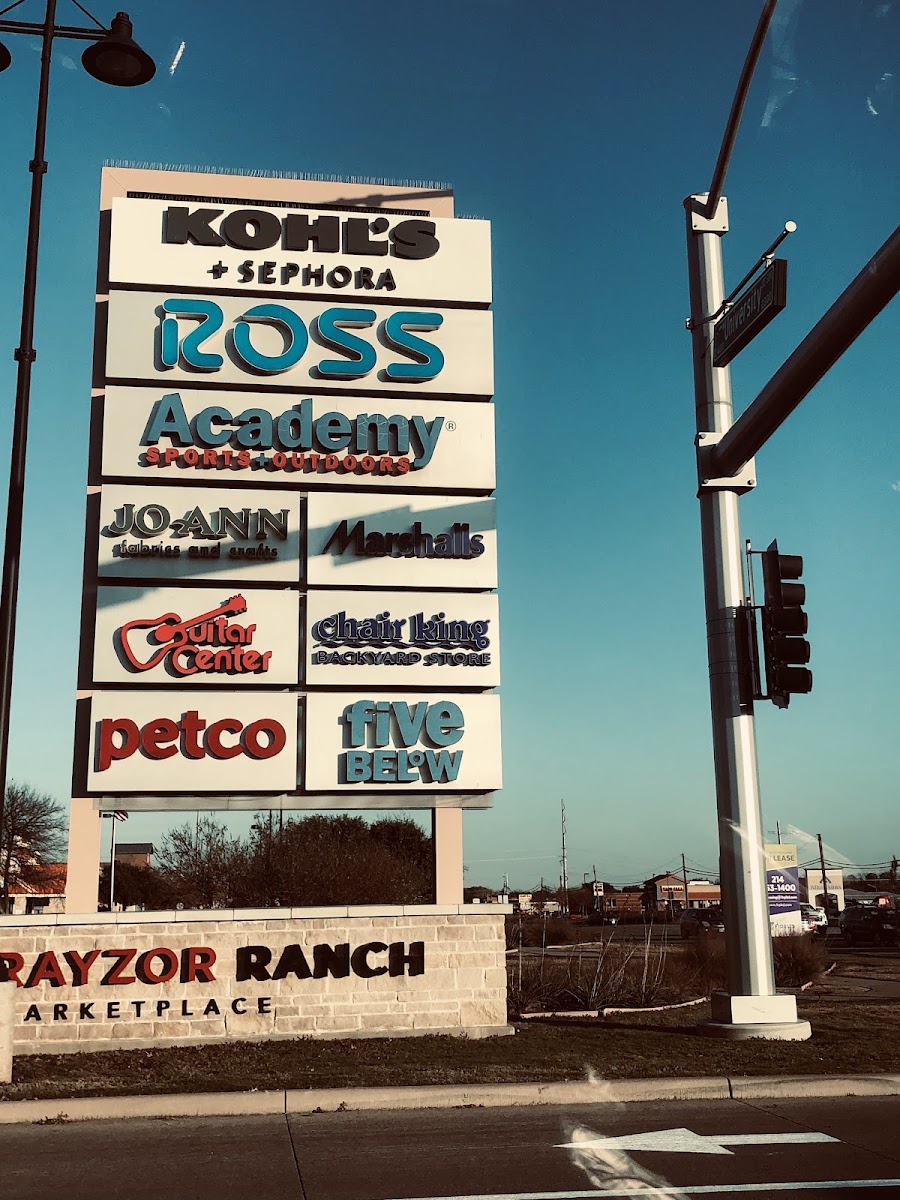 Rayzor Ranch Marketplace