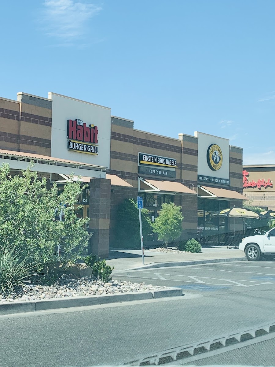 Red Rock Commons