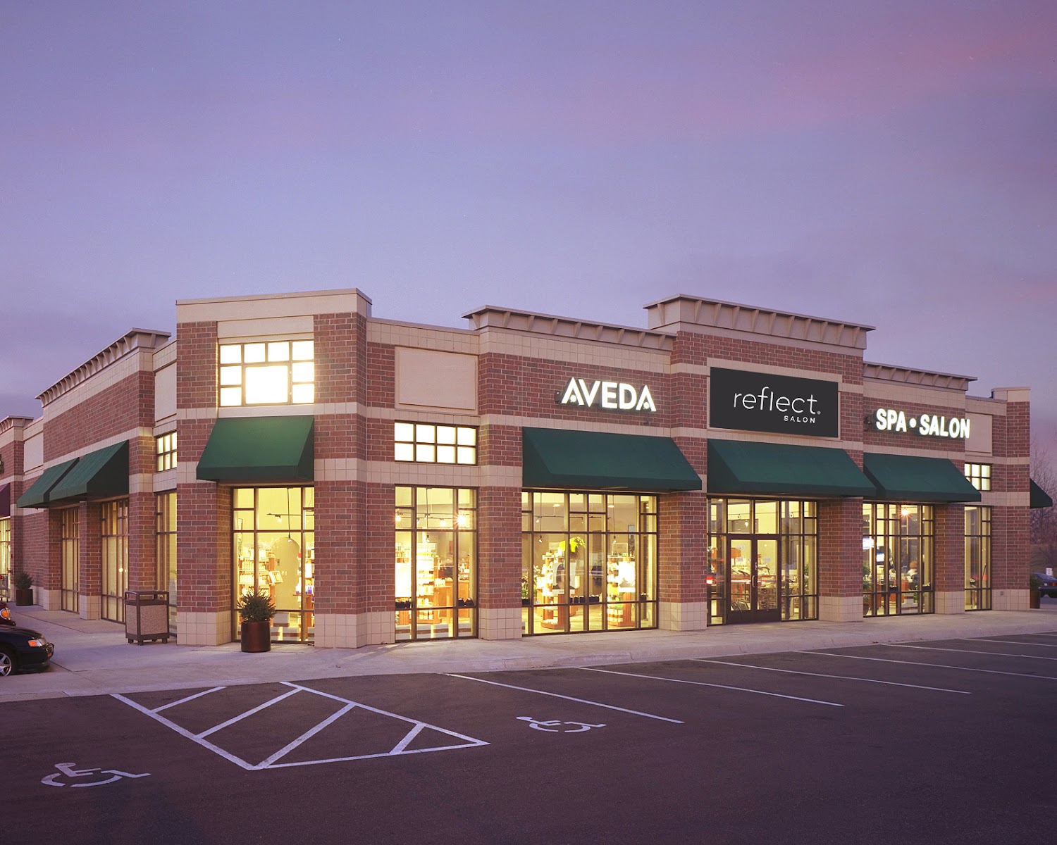 Reflect Salon + Spa | Aveda + Kérastase | Plymouth MN
