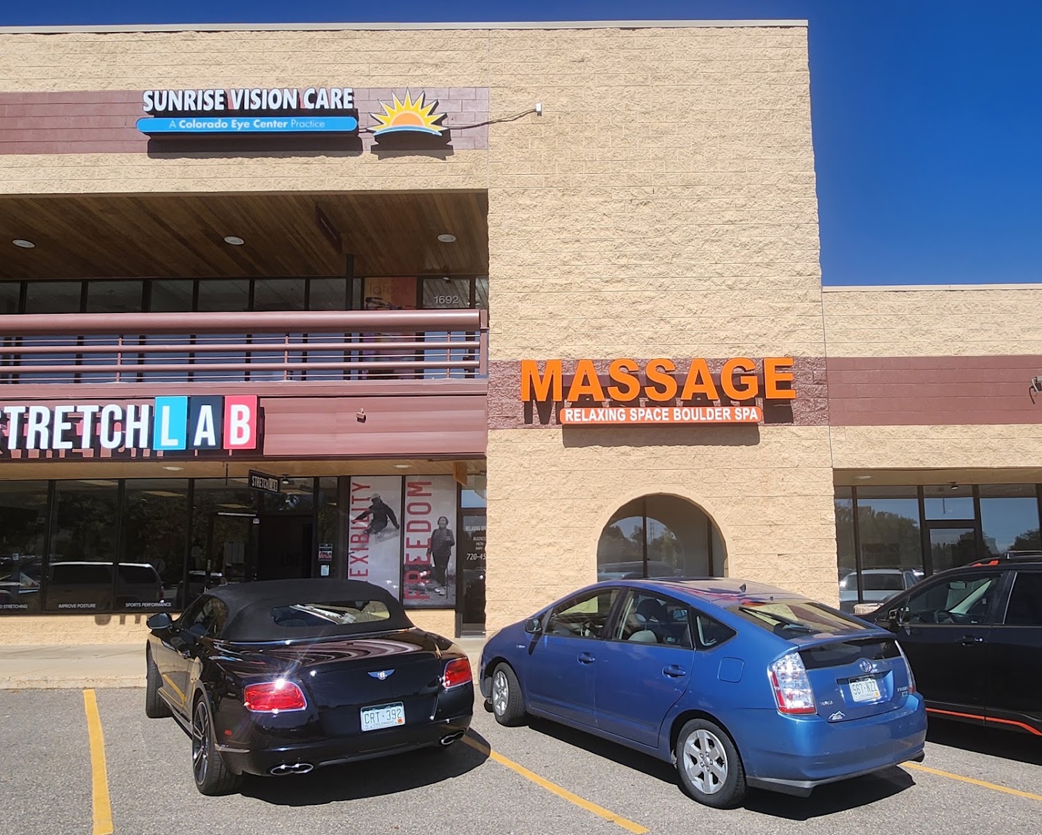 Relaxing Space Boulder Massage Spa