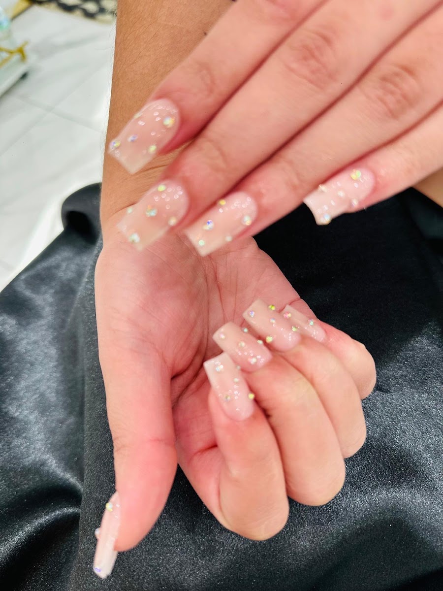 RESORT NAILS & SPA - GOODYEAR