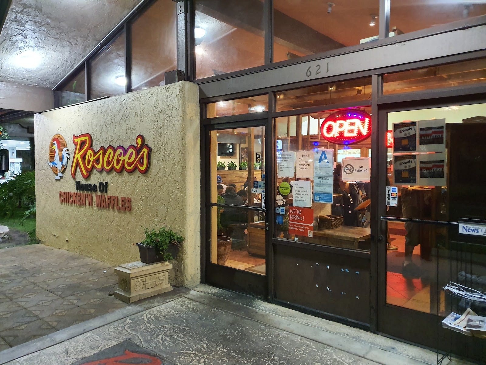Roscoe's House of Chicken and Waffles