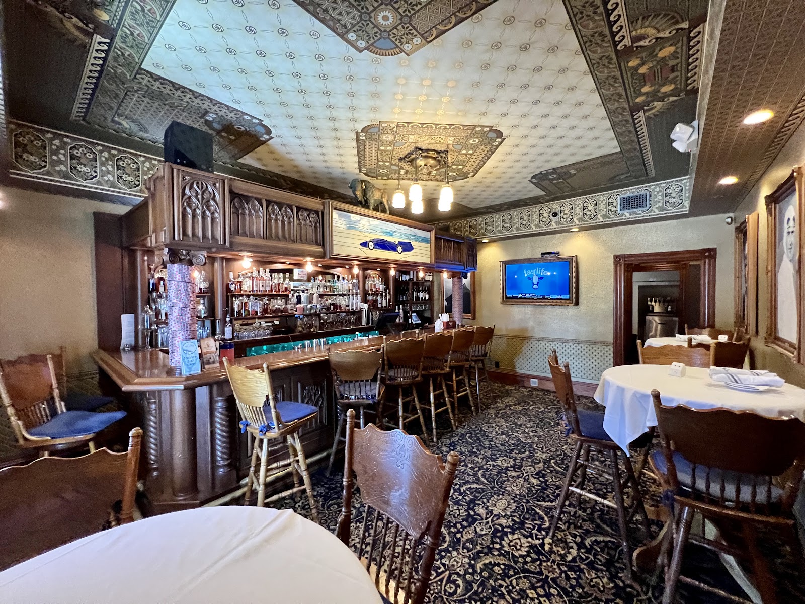 Rose Villa Restaurant, Southern Table and Bar