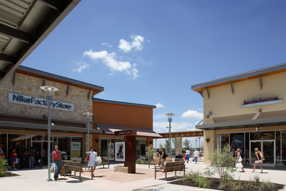 Round Rock Premium Outlets